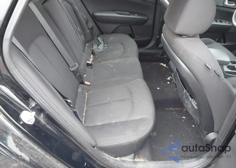 2017 Kia Optima Lx z USA, uszkodzony, nr VIN 5XXGT4L37HG152788